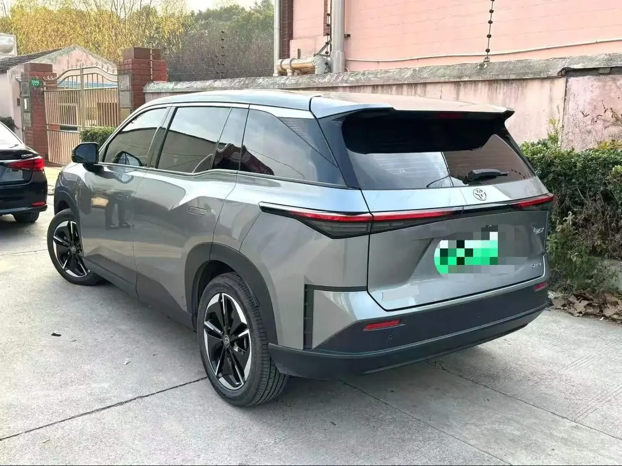 Toyota 2025 Platinum Intelligence 3X 520 Pro Automatic Gear 5