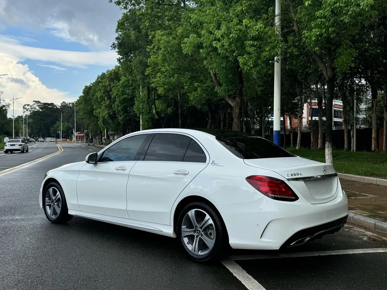Mercedes Benz Class C 2020 C 260 L 48V 1.5T Sports Edition (Modified) Automatic Gear 5