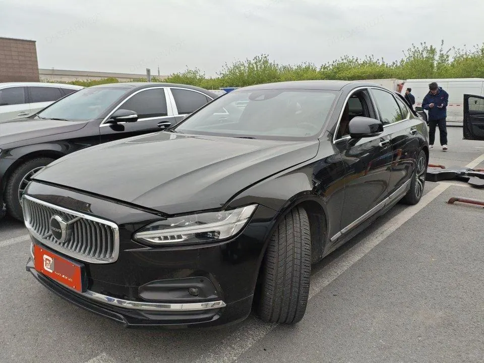 Volvo 2022 S90 48V 2.0T B5 Zhiyuan Deluxe Edition Automatic Gear - View 1