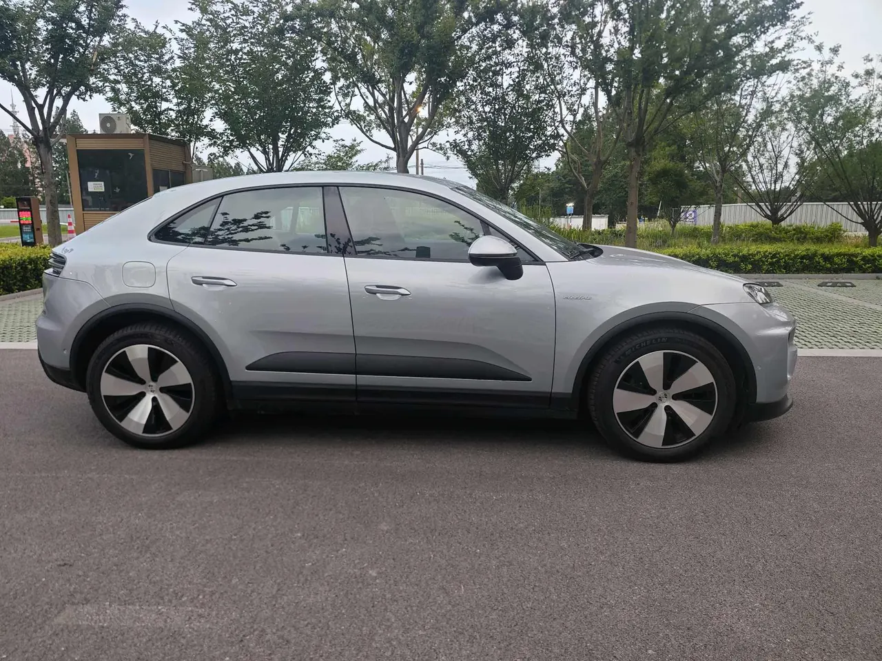 Porsche Macan (Imported) 2026 Macan Macan Long Endurance Edition Automatic Gear 3