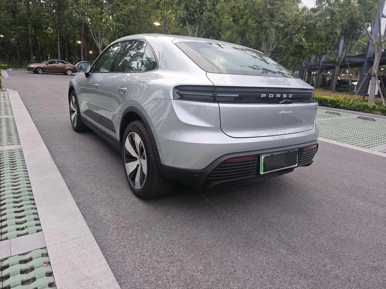 Porsche Macan (Imported) 2026 Macan Macan Long Endurance Edition Automatic Gear 8