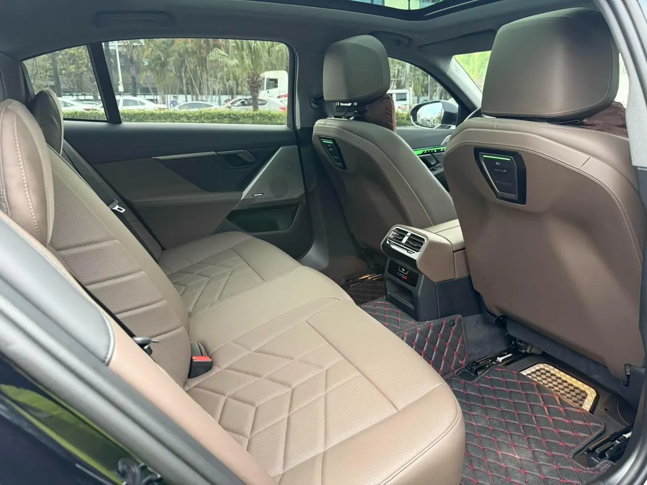 BMW 5 Series 2024 model 530Li 48V 2.0T Leading Edition M Sport Package Automatic 15