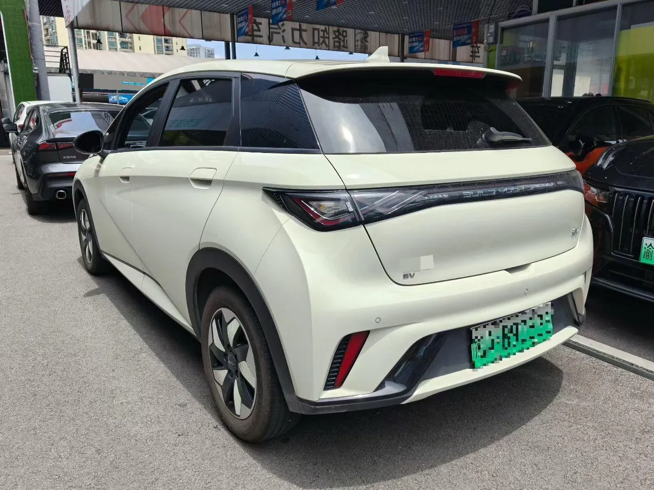 BYD 2025 Dolphin 420km Fashion Edition Automatic 3