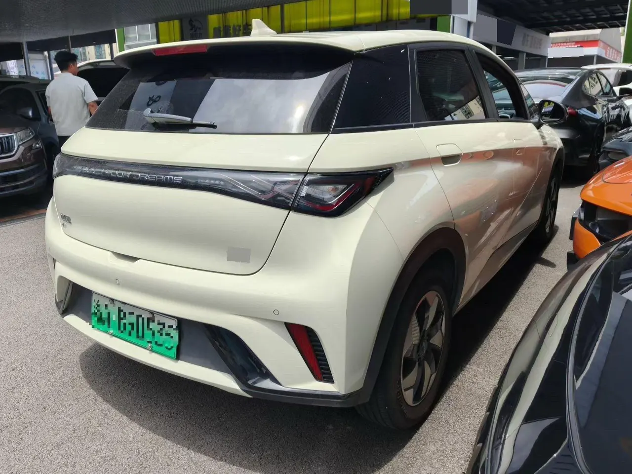 BYD 2025 Dolphin 420km Fashion Edition Automatic 4