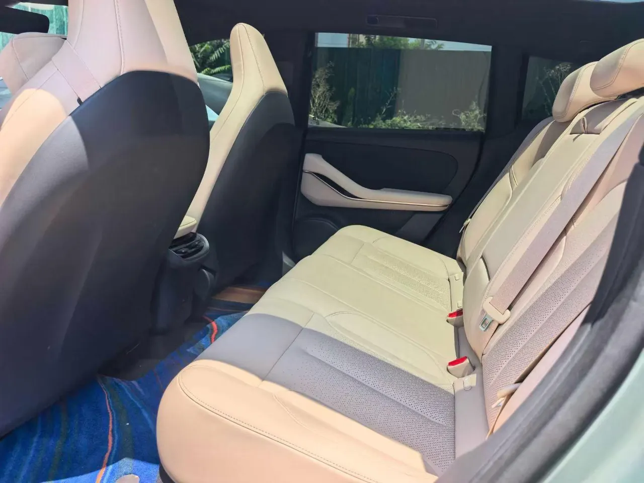 NIO 2023 ET5T 75kWh Touring automatic 3