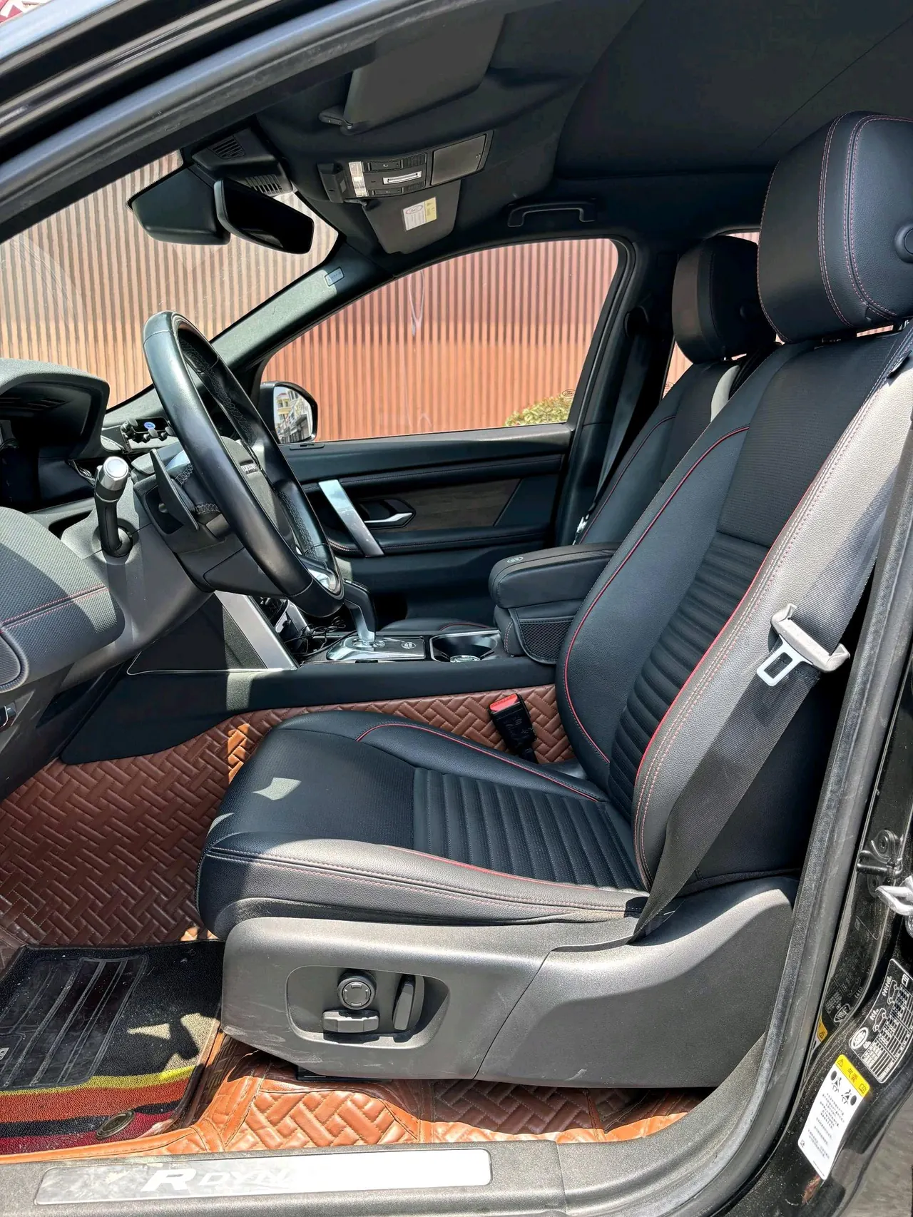 Land Rover 2020 Discovery Sports Edition 48V 2.0T 249PS R-Dynamic SE Performance Technology Edition 5-seat Automatic Gear 5