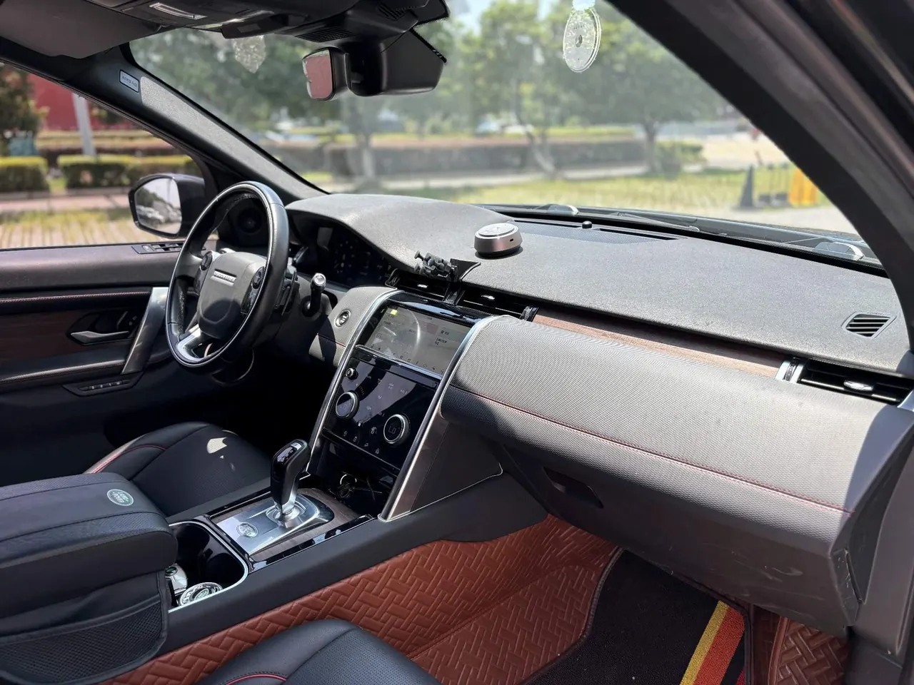 Land Rover 2020 Discovery Sports Edition 48V 2.0T 249PS R-Dynamic SE Performance Technology Edition 5-seat Automatic Gear 9