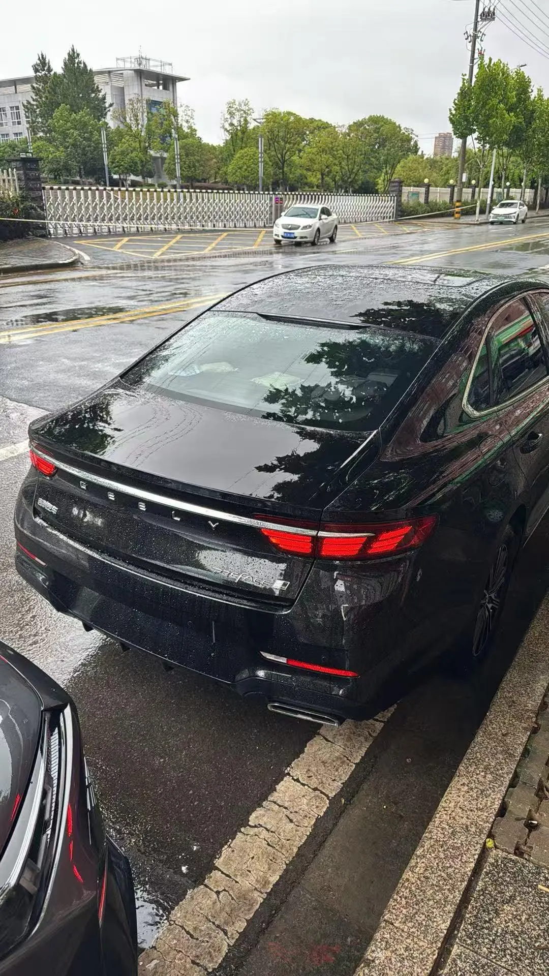 Geely 2026 Xingrui 1.5TD Dongfang Yao Jinghong Edition Automatic Gear 2