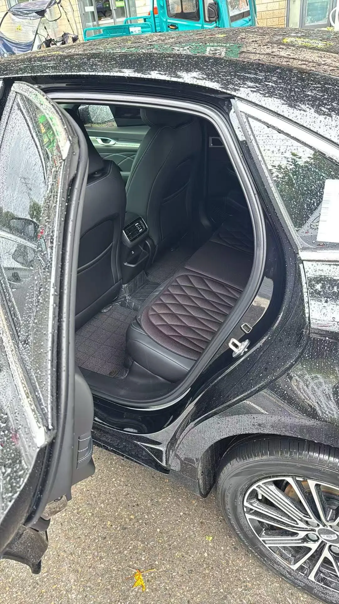 Geely 2026 Xingrui 1.5TD Dongfang Yao Jinghong Edition Automatic Gear 5