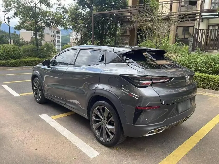 ChangAn 2020 UNI-T 1.5T honorable automatic gear 9