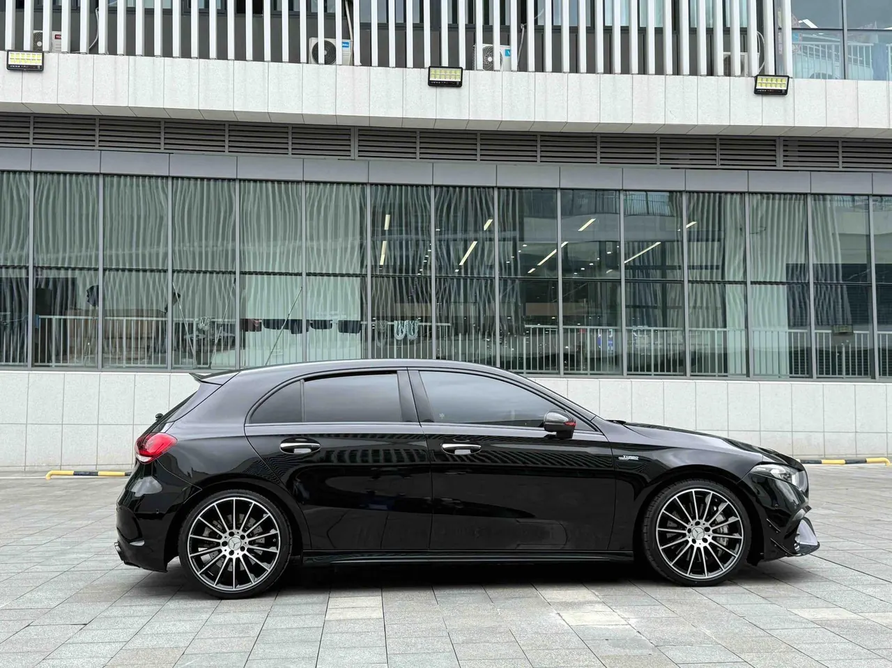 Mercedes Benz Class A AMG (Imported) 2022 A 35 AMG 4MATIC 2.0T (Modified) Automatic Gear 13