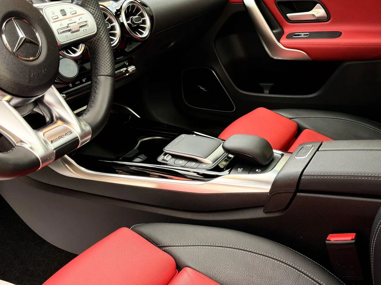 Mercedes Benz Class A AMG (Imported) 2022 A 35 AMG 4MATIC 2.0T (Modified) Automatic Gear 5