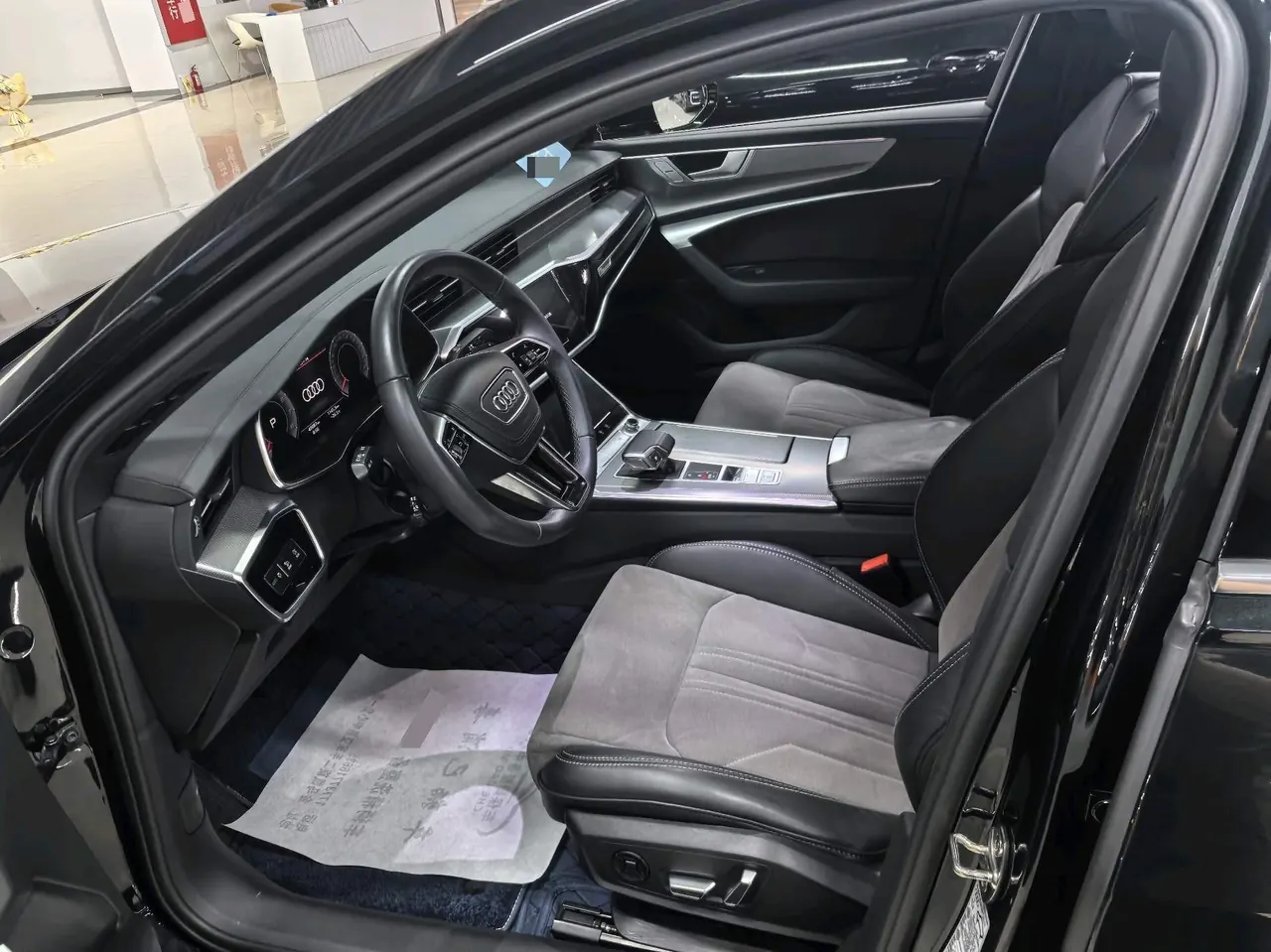 Audi 2023 A6L 2.0TFSI 45TFSI Selected Dynamic (Modified) Automatic Gear 2