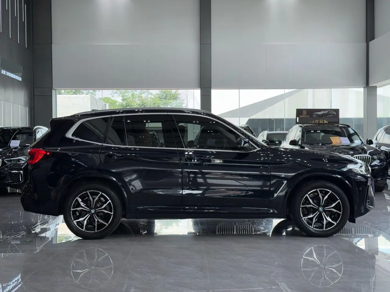BMW 2023 X3 xDrive25i 2.0T M sports suit automatic gear 5