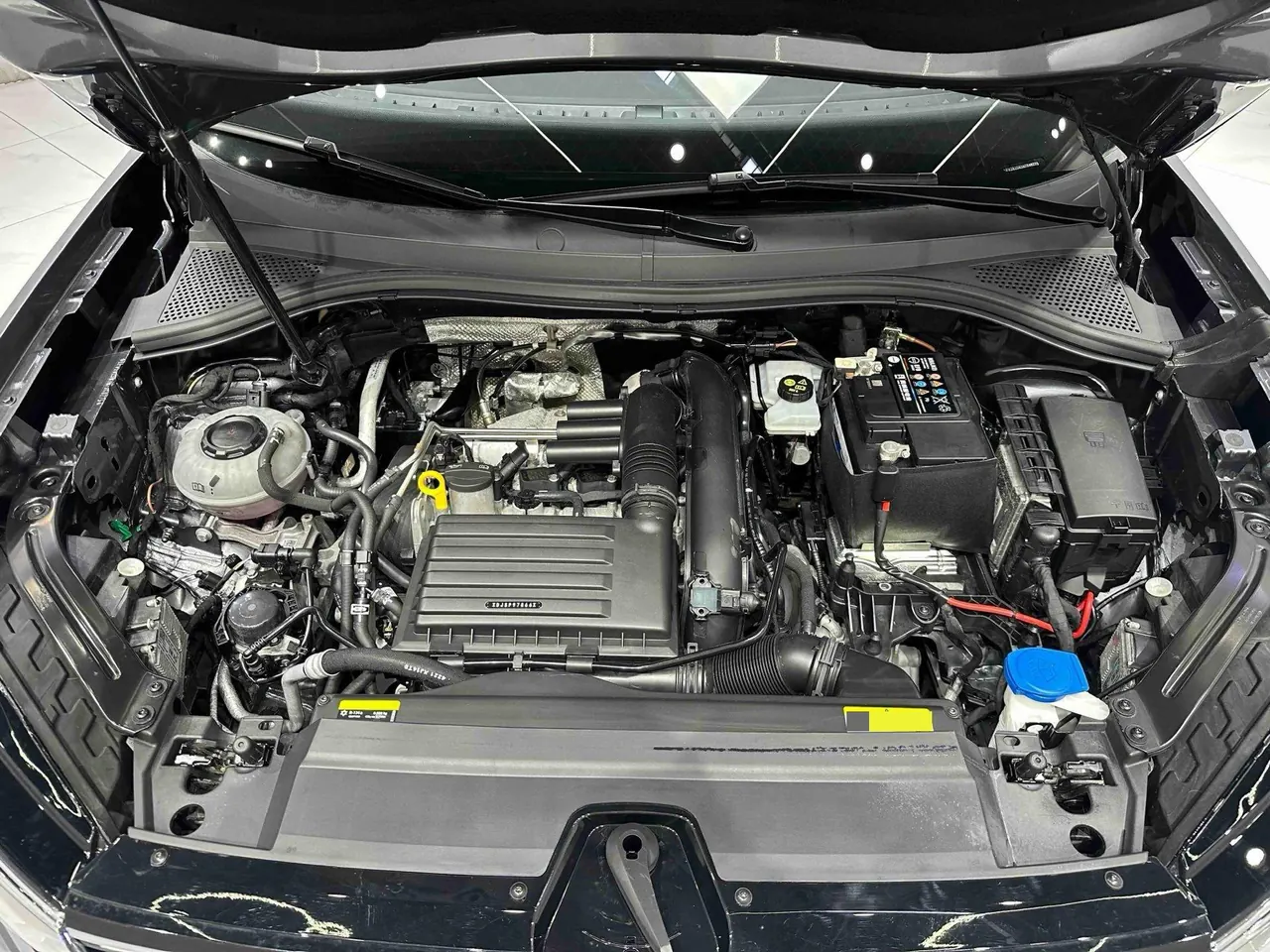 Volkswagen 2023 Tanyue 1.4TSI 280TSI Two-Drive Luxury Plus Advanced Edition Automatic Gear 16
