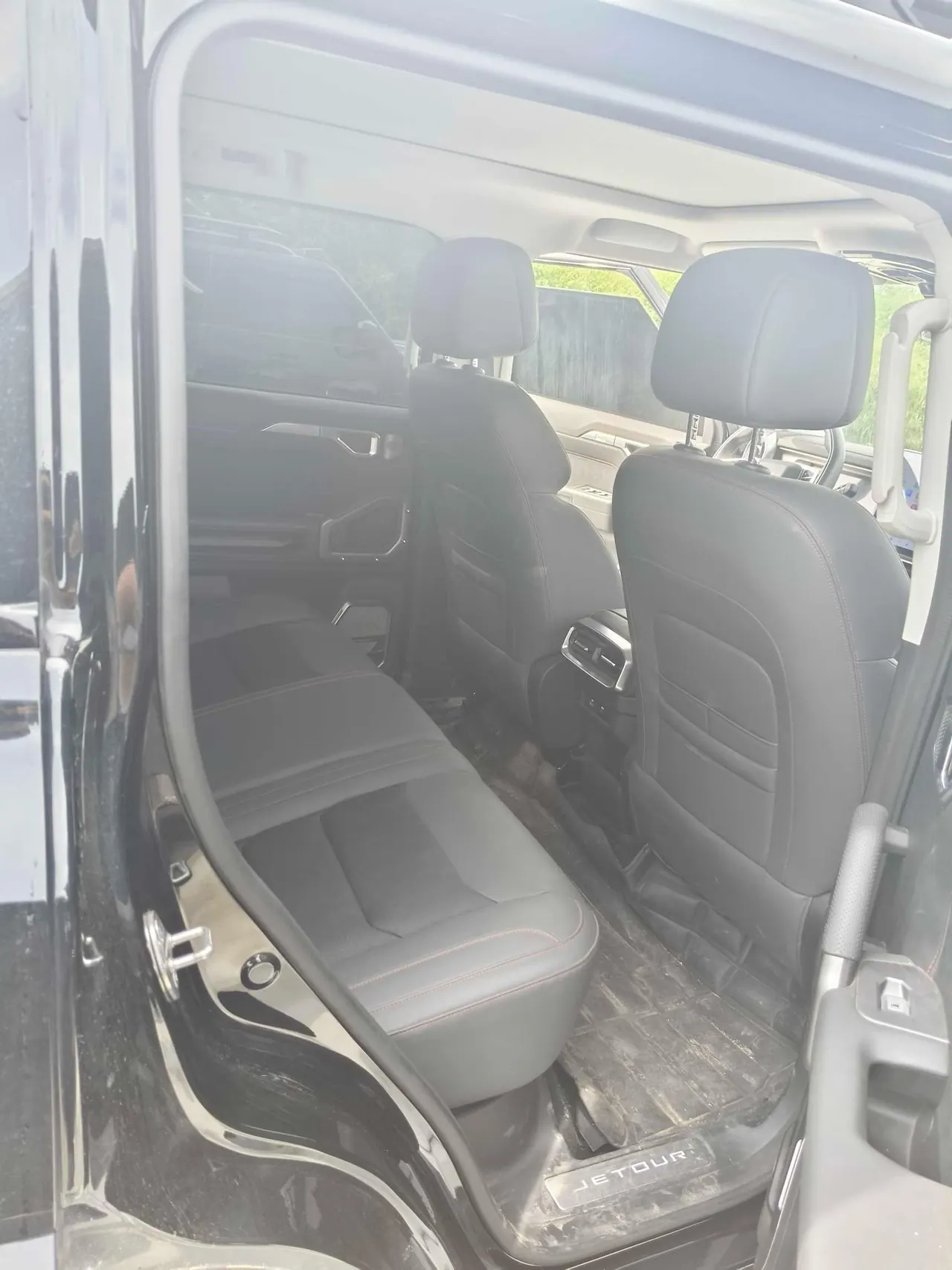 Jetour 2024 Traveler 2.0T Four-Wheel-Drive Cross-Country PRO Entertainment Version Automatic Transmission 7