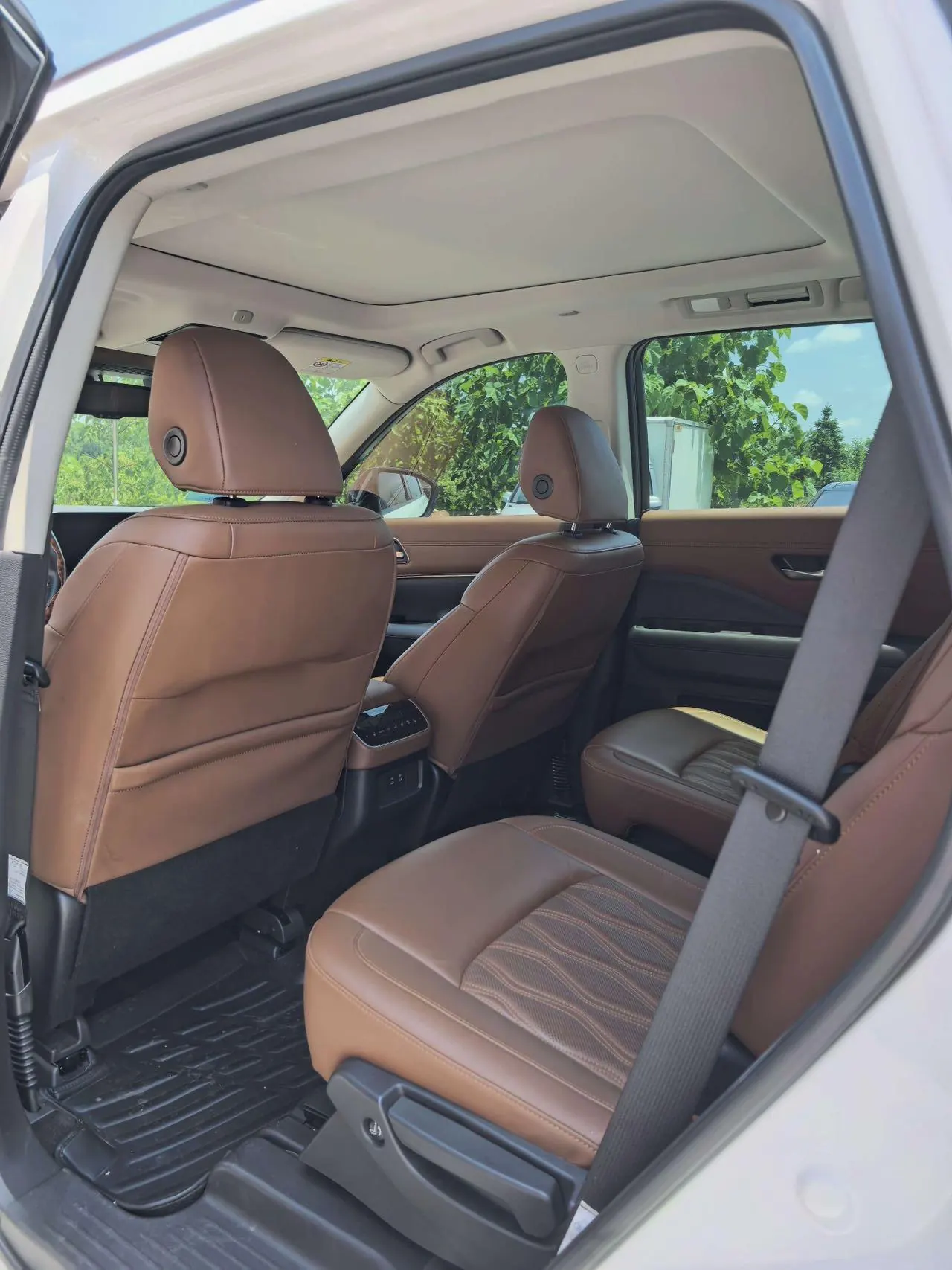 Nissan 2024 Tanlu 2.0T 380VC-TURBO 4-wheel drive Zhizun Edition 6-seat automatic gear 4