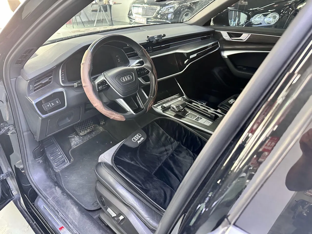 Audi 2024 A6L 2.0TFSI 45TFSI Quattro Selected Dynamic Automatic 4