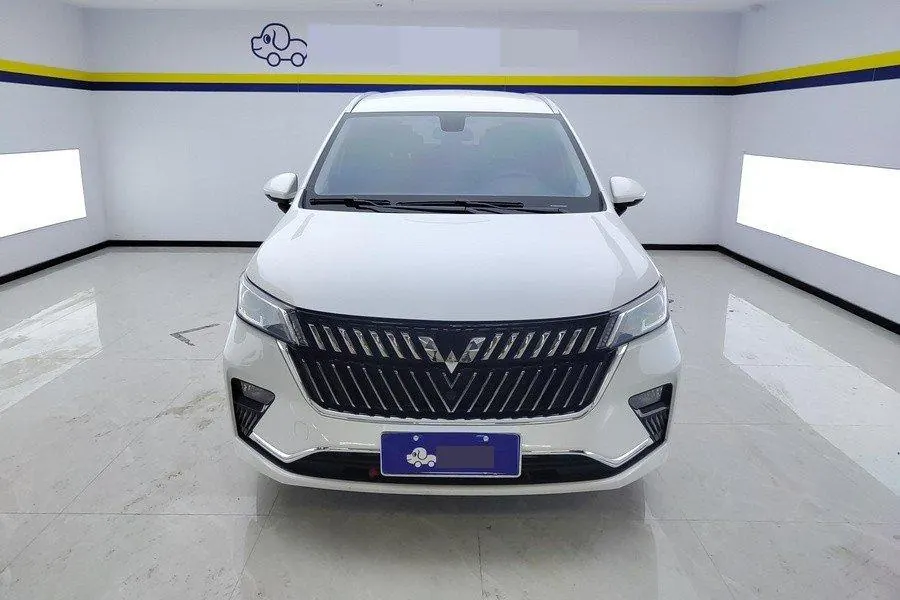 WuLing 2022 Jiachen 1.5T Stepless Smart Luxury Automatic Gear 3