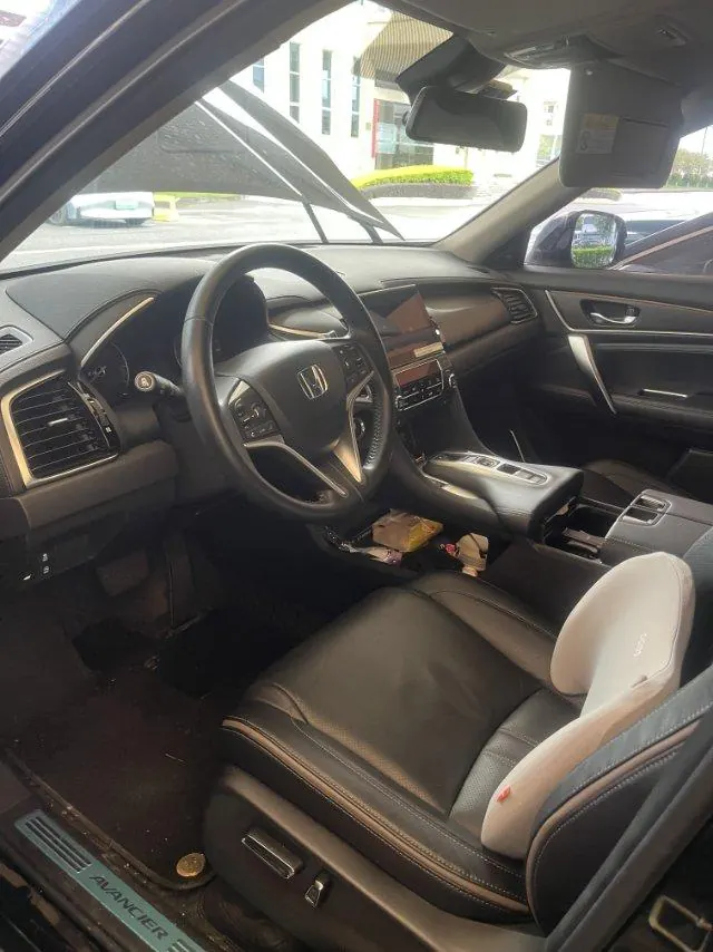 Honda 2020 Crown Road 2.0T 370TURBO Four-wheel Drive Premium Edition Automatic Gear 3