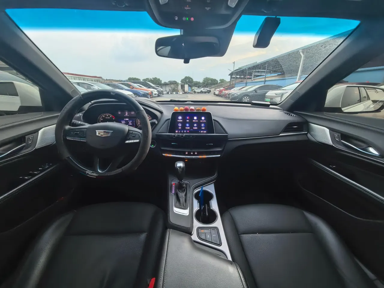 Cadillac 2022 CT4 2.0T 28T luxury automatic gear 5