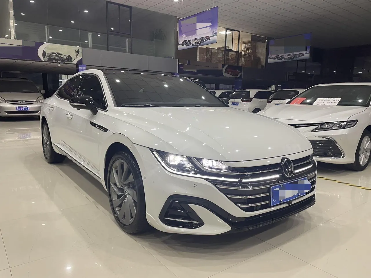 Volkswagen 2024 CC 2.0TSI 380TSI eye-catching automatic gear 3