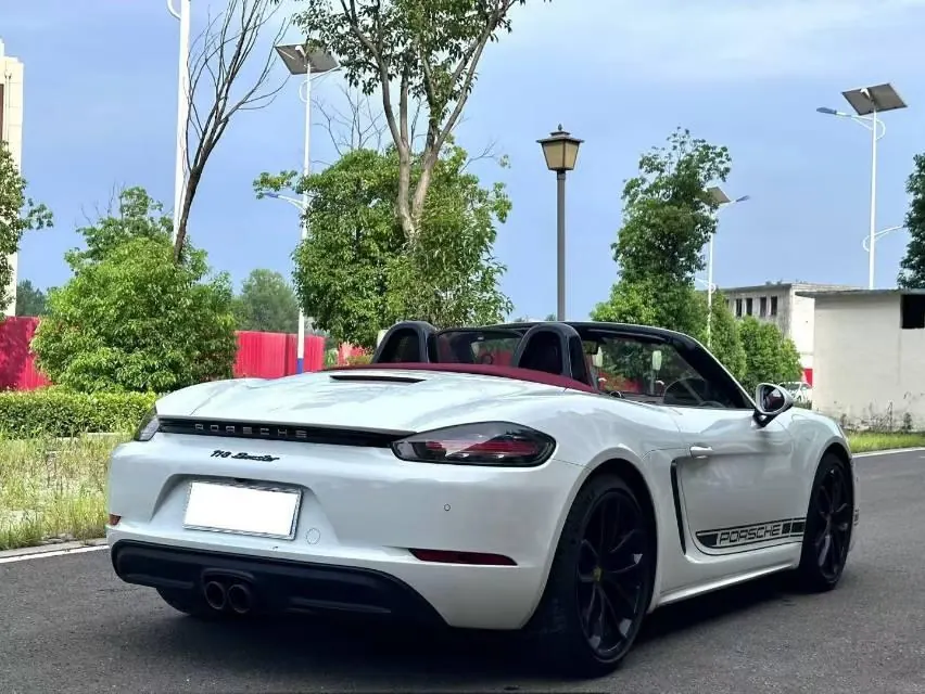 Porsche 718 (Imported) 2023 718 Boxter 2.0T Style Edition Automatic 6