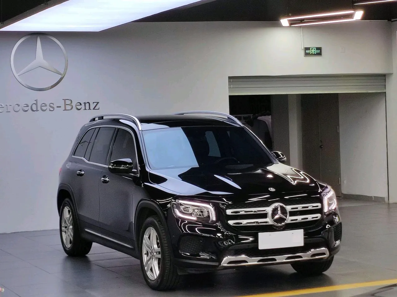 Mercedes Benz 2023 GLB 220 2.0T Dynamic Automatic 19