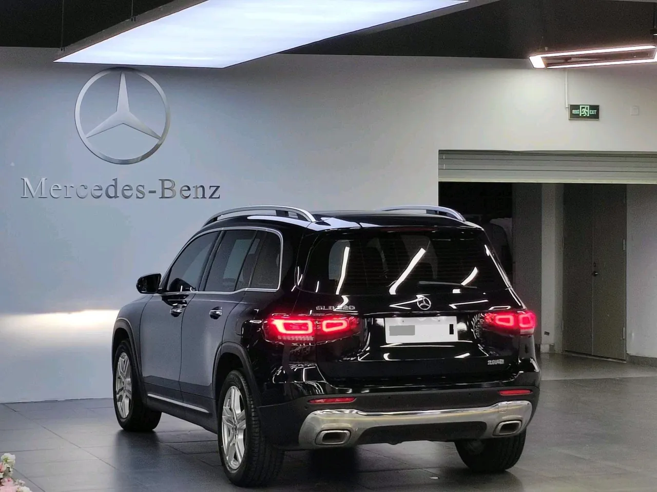 Mercedes Benz 2023 GLB 220 2.0T Dynamic Automatic 2