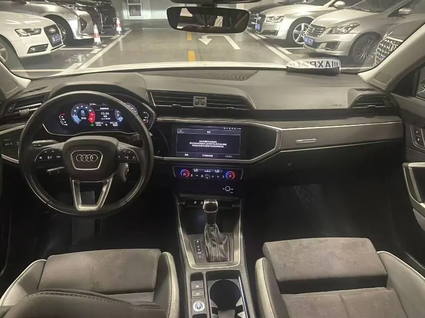 Audi 2023 Q3 1.4TFSI 35TFSI Aggressive Dynamic Automatic 6
