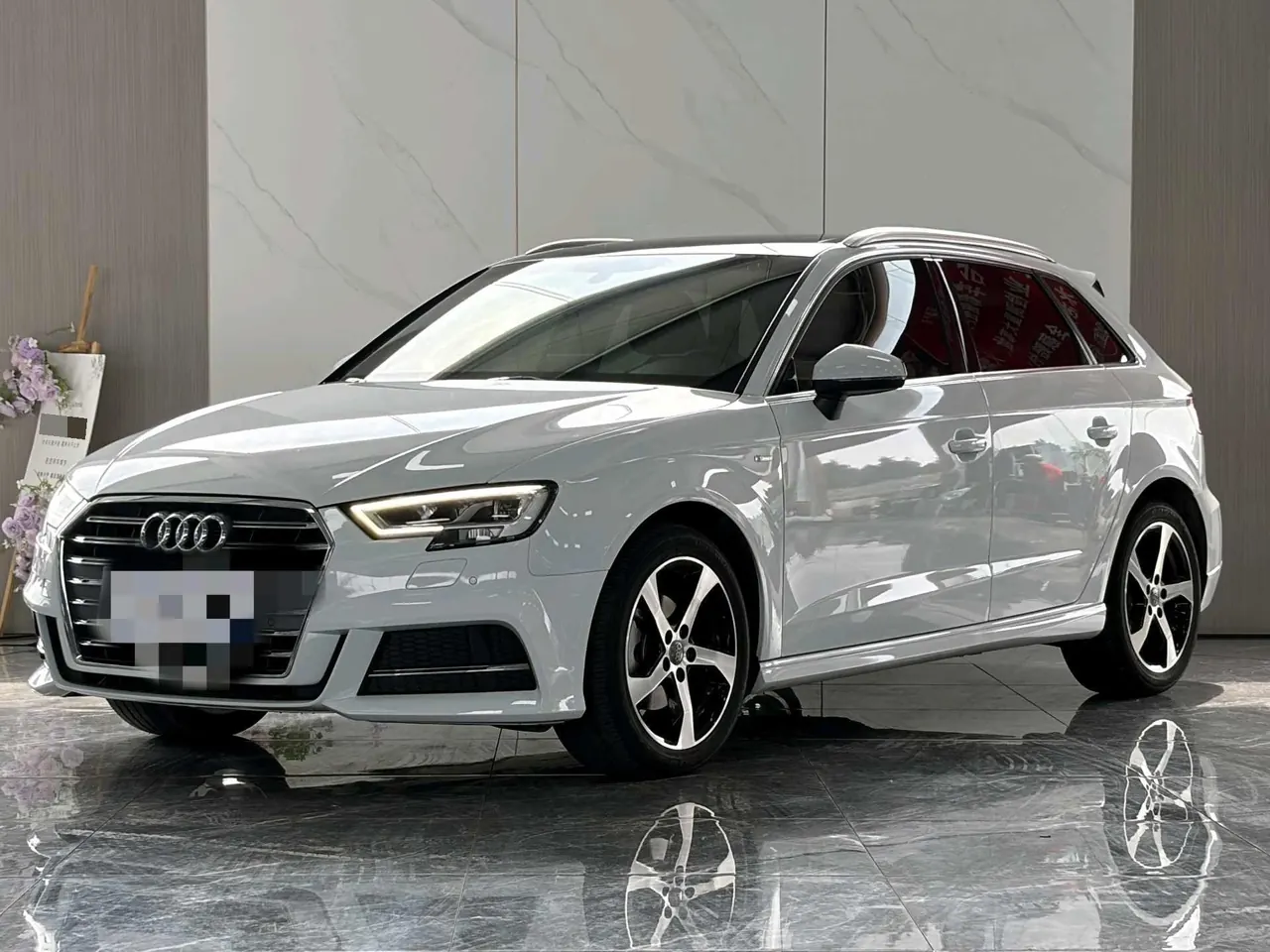 Open image lightbox: Audi 2020 A3 Sportback 1.4TFSI 35TFSI Fashion Automatic