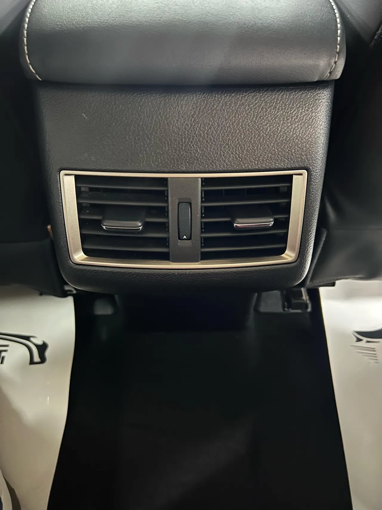 Lexus NX (Imported) 2020 NX200 2.0 Stepless Front Edition Automatic Gear 16