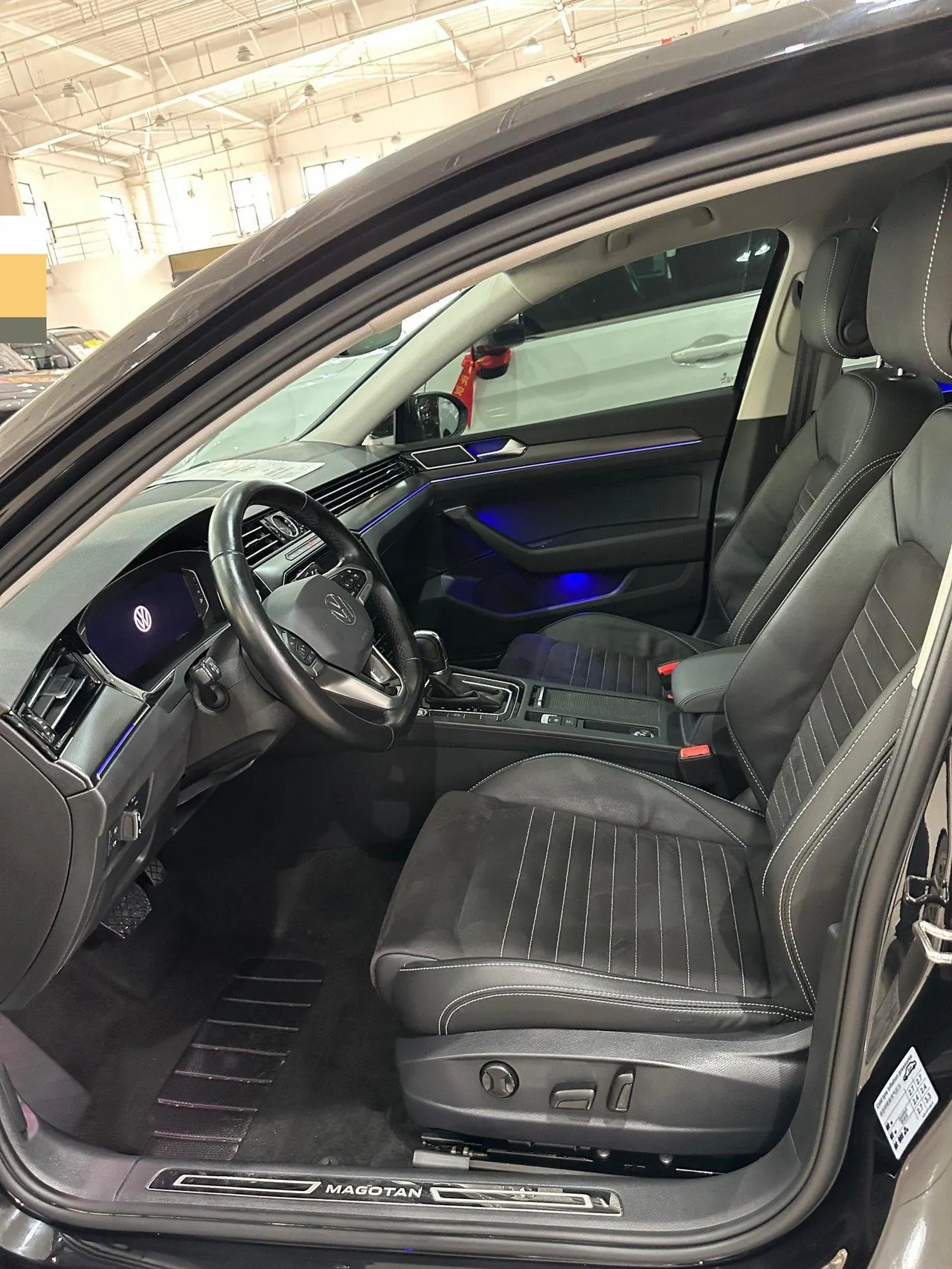 Volkswagen 2020 Magotan 2.0TSI 380TSI Luxury Automatic 4