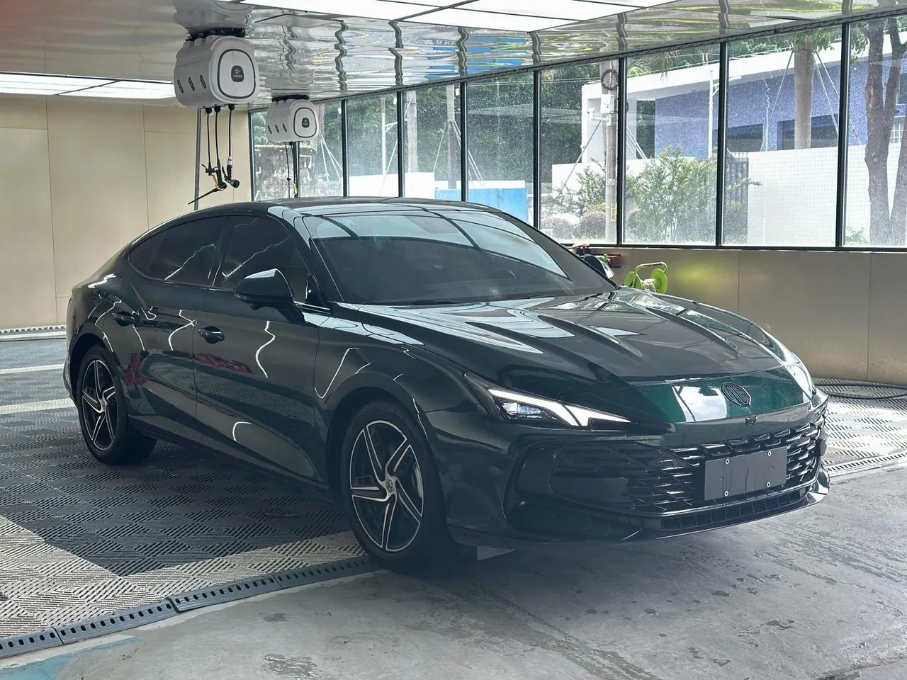 MG 2025 MG7 1.5T 300 Deluxe Edition Automatic Gear 3