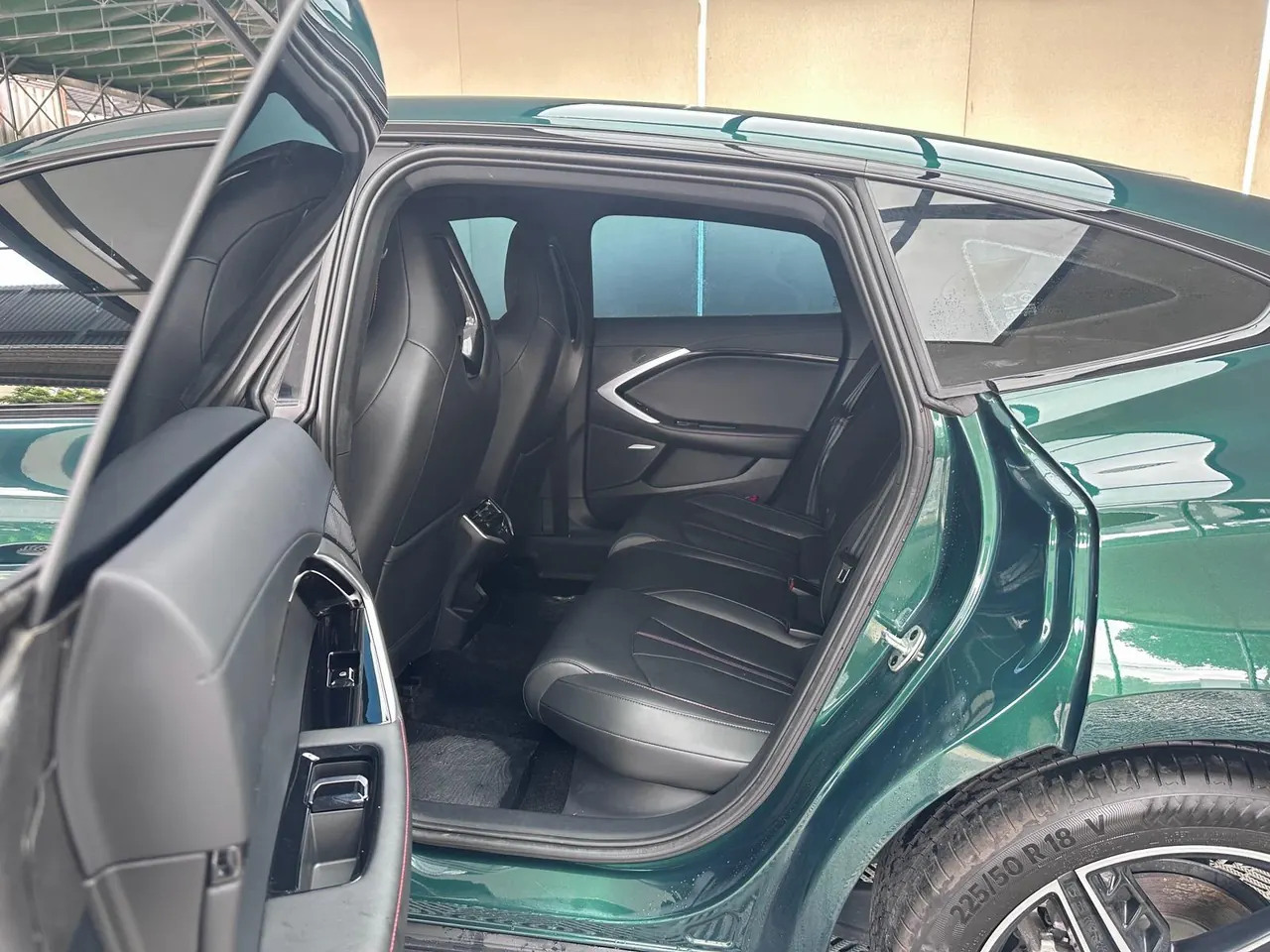 MG 2025 MG7 1.5T 300 Deluxe Edition Automatic Gear 5