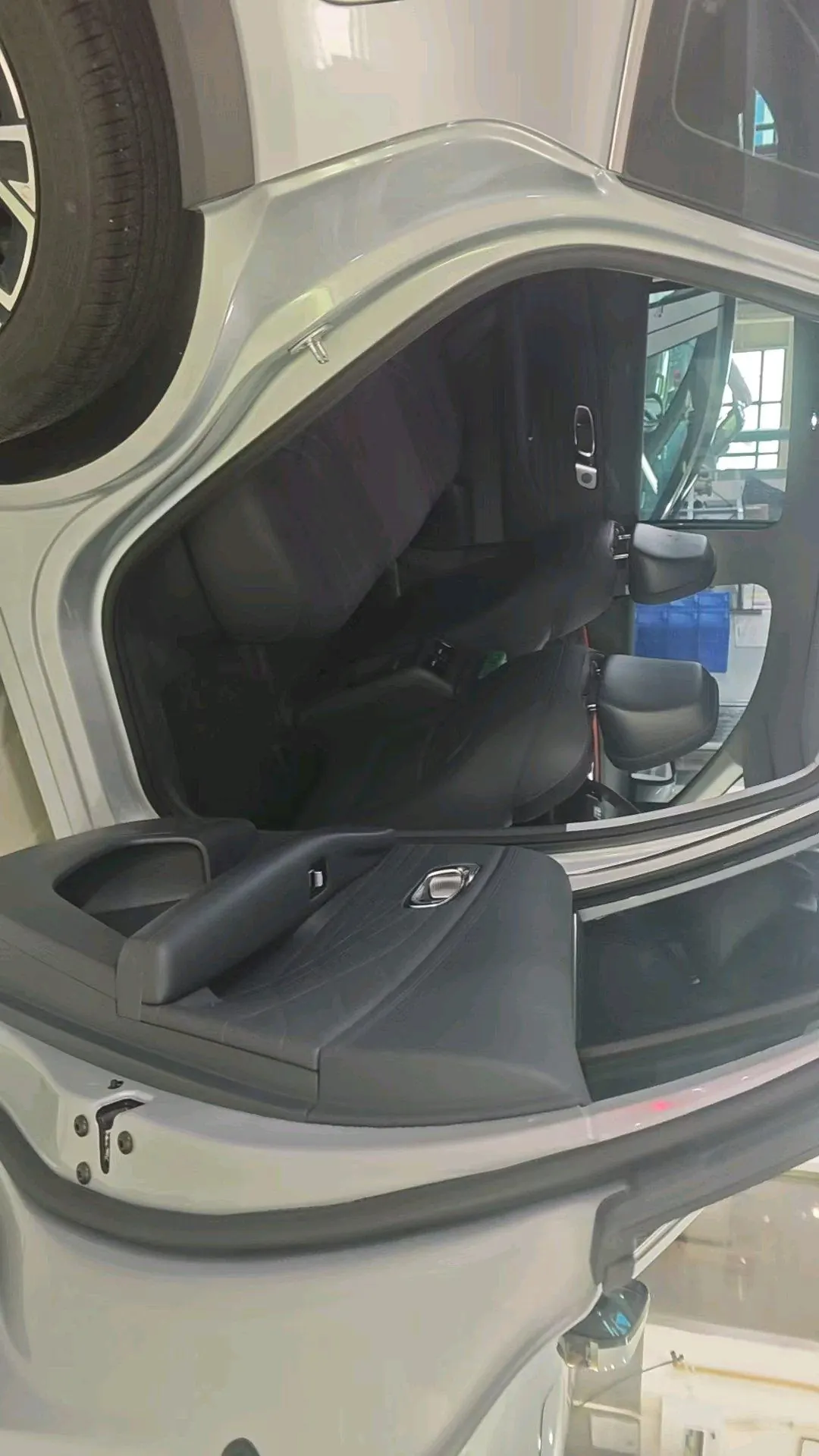 Geely Galaxy 2026 Starship 7 EM-i 1.5 135km Starship Edition Automatic Gear 2