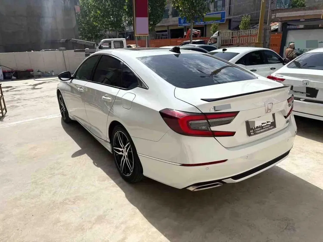Honda 2022 10th Generation Accord 1.5T Stepless 260TURBO Magic Night Premium Edition Automatic Gear 4