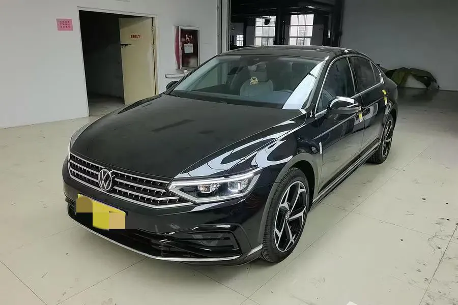 Открыть галерею: Volkswagen 2026 Magotan 2.0TSI 380TSI 30 million selected luxury automatic gear