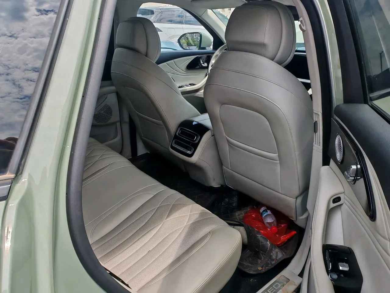 Xingtu 2023 Eta Eta Eta Eta 2.0T 400T Four-wheel Drive Luxury Edition Automatic Gear 3