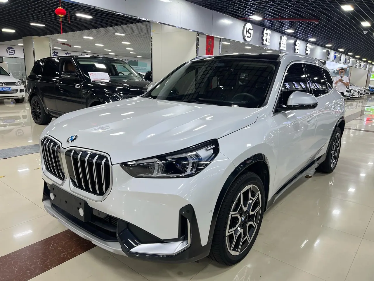Open image lightbox: BMW 2024 X1 sDrive25Li 2.0T X design set automatic gear