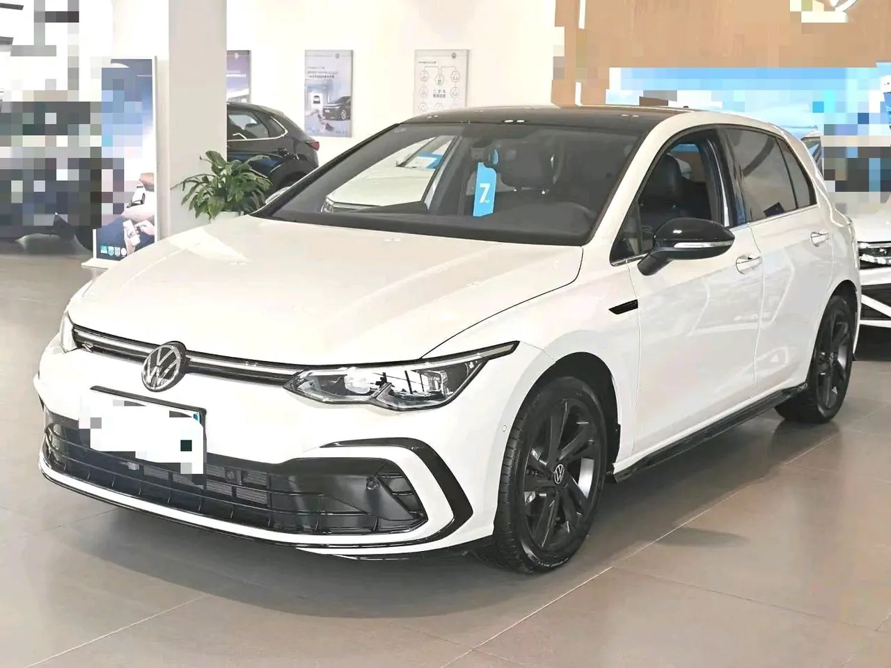 Volkswagen 2023 Golf 8 R-Line 1.4TSI 280TSI (Modified) Automatic Gear - View 1