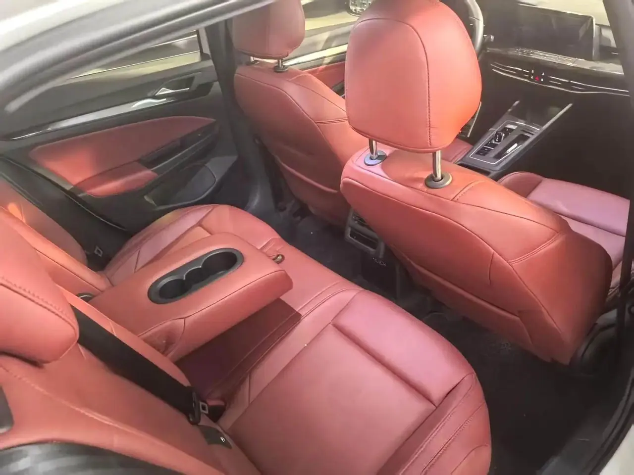 Volkswagen 2023 Golf 8 R-Line 1.4TSI 280TSI (Modified) Automatic Gear 6