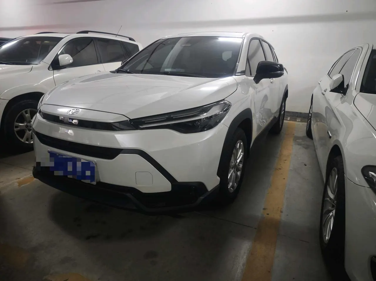 Toyota 2026 Fenglanda Shuangqing 2.0 Stepless Intelligent Electric Hybrid Leading Edition Automatic Gear - View 1