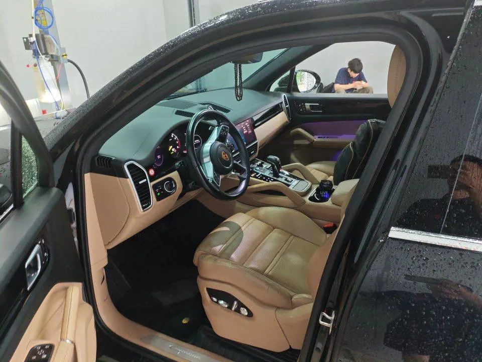 Porsche Cayenne New Energy (Imported) 2021 Cayenne Oil and Electric Hybrid 2.0T Automatic Gear 4