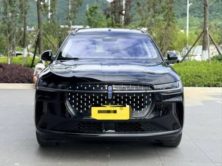 Lincoln 2023 Navigator 2.0T Stepless Four-wheel Drive Zunrui Edition Automatic Gear 2