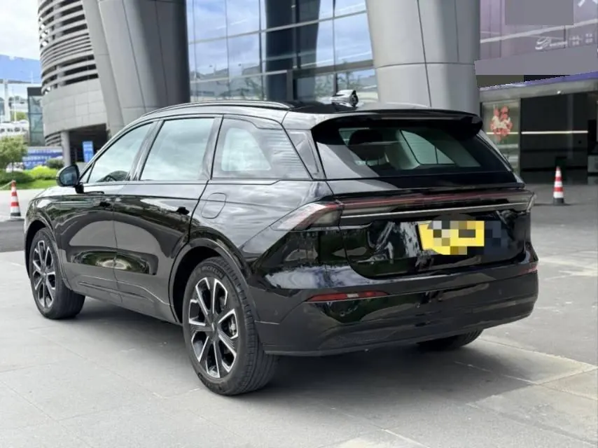 Lincoln 2023 Navigator 2.0T Stepless Four-wheel Drive Zunrui Edition Automatic Gear 4