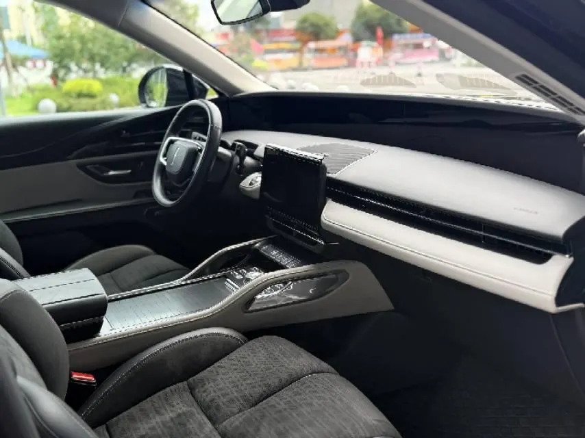 Lincoln 2023 Navigator 2.0T Stepless Four-wheel Drive Zunrui Edition Automatic Gear 9