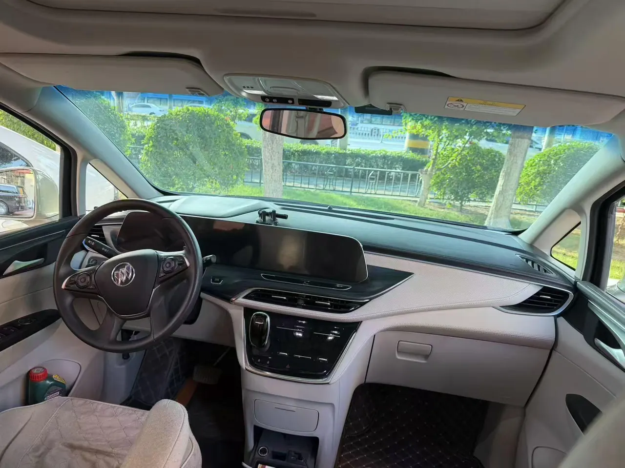 Buick 2022 GL8 ES Lu Zun 2.0T 653T Exclusive Automatic Gear 2
