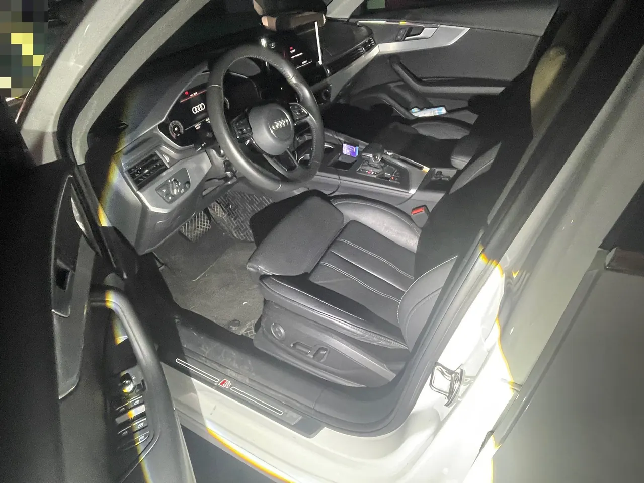Audi 2022 A4L 2.0TFSI 40TFSI Deluxe Dynamic Automatic 4