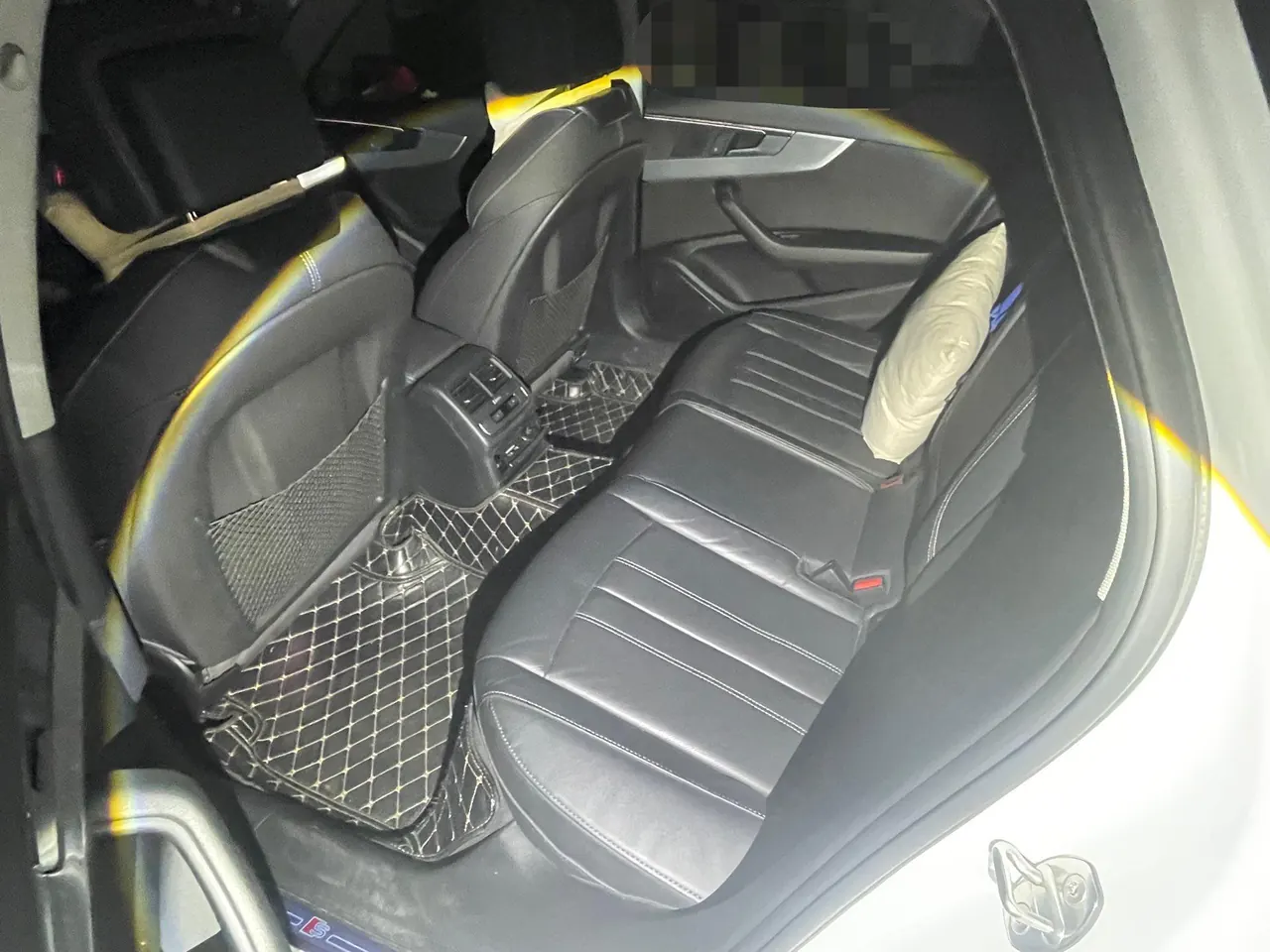 Audi 2022 A4L 2.0TFSI 40TFSI Deluxe Dynamic Automatic 5